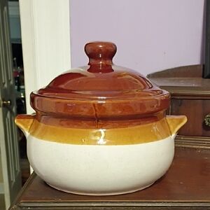Stoneware Two-Tone Casserole Dish